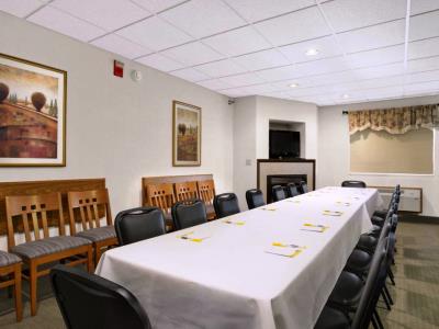 conference room - hotel days inn by wyndham rapid city - rapid city, united states of america