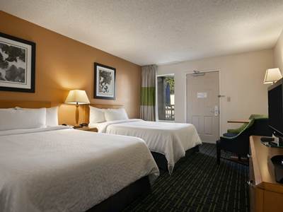 bedroom 1 - hotel days inn by wyndham hamilton place - chattanooga, united states of america