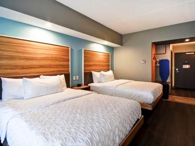 bedroom 2 - hotel tru by hilton pigeon forge - pigeon forge, united states of america