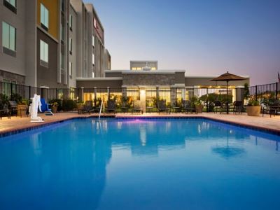 outdoor pool - hotel hilton garden inn houston-baytown - baytown, united states of america