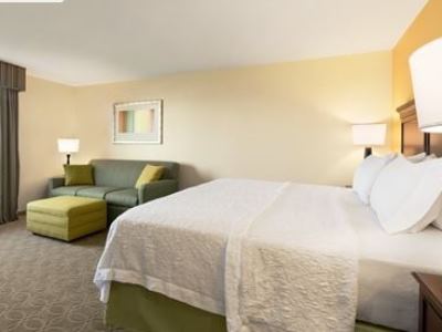 bedroom 3 - hotel hampton inn and suites corpus christi - corpus christi, united states of america