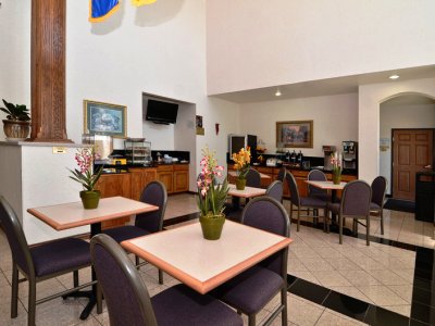 breakfast room - hotel best western fort worth inn and suites - fort worth, united states of america