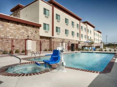 outdoor pool - hotel bw plus fort worth forest hill inn n ste - fort worth, united states of america
