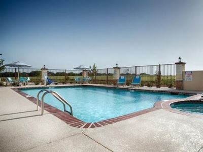 outdoor pool 1 - hotel bw plus fort worth forest hill inn n ste - fort worth, united states of america