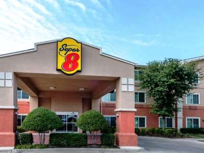 exterior view - hotel super 8 by wyndham fort worth north - fort worth, united states of america