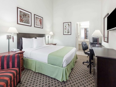 bedroom 3 - hotel days inn irving - irving, united states of america