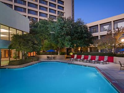outdoor pool - hotel dallas fort worth airport marriott - irving, united states of america