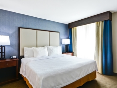 bedroom 1 - hotel homewood suites dallas lewisville - lewisville, united states of america
