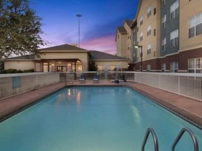 outdoor pool - hotel homewood suites by hilton lubbock - lubbock, united states of america
