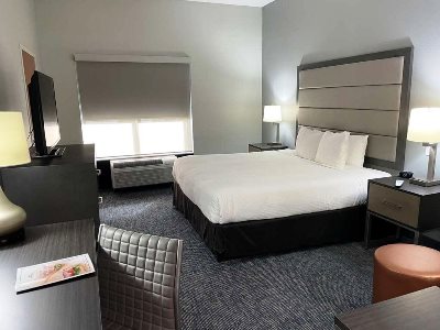 bedroom 1 - hotel best western plus mcallen airport hotel - mcallen, united states of america