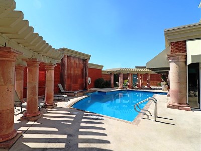 outdoor pool - hotel wyndham garden mcallen at la plaza mall - mcallen, united states of america