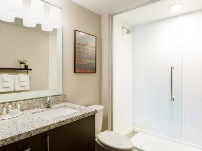 bathroom - hotel towneplace suites dallas mesquite - mesquite, texas, united states of america