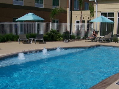 outdoor pool - hotel hilton garden inn houston - pearland - pearland, united states of america