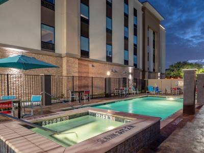 outdoor pool - hotel hampton inn and ste dallas/plano central - plano, united states of america