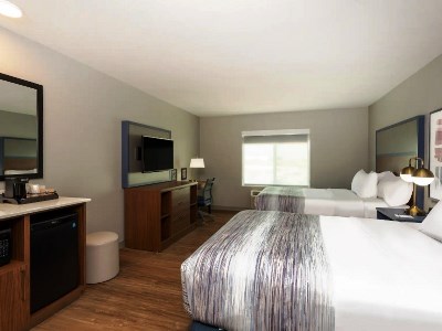 bedroom 2 - hotel americinn by wyndham san angelo - san angelo, united states of america
