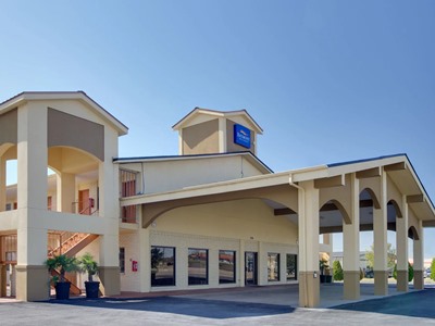 exterior view - hotel baymont by wyndham terrell - terrell, united states of america
