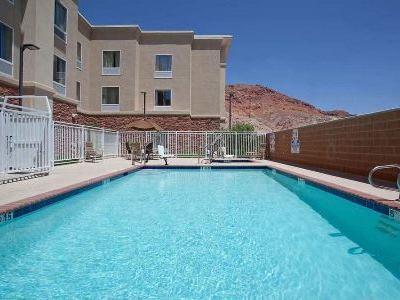 outdoor pool - hotel hampton inn - moab, united states of america