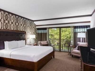 bedroom - hotel hilton alexandria mark center - alexandria, virginia, united states of america