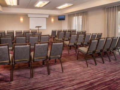 conference room - hotel courtyard dulles airport chantilly - chantilly, united states of america