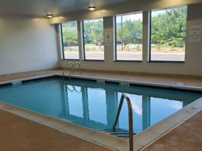 indoor pool - hotel wingate by wyndham christiansburg - christiansburg, united states of america