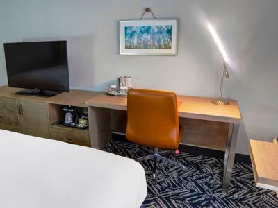 bedroom 5 - hotel doubletree by hilton harrisonburg - harrisonburg, united states of america