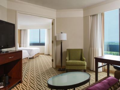 bedroom 1 - hotel washington dulles marriott suites - herndon, united states of america