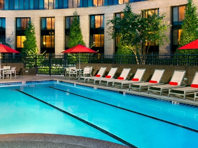 outdoor pool - hotel hilton washington dulles airport - herndon, united states of america