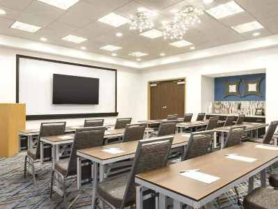 conference room - hotel hampton inn and suites herndon - reston - herndon, united states of america