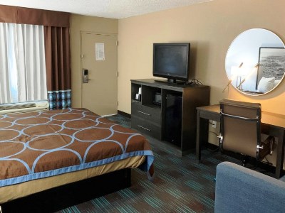 bedroom 1 - hotel super 8 by wyndham newport news - newport news, united states of america