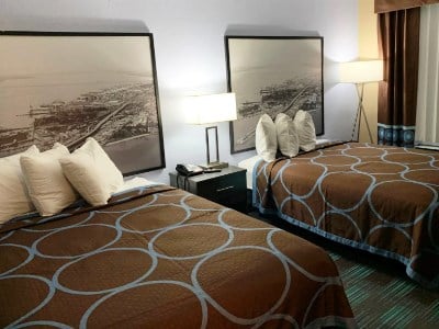 bedroom 2 - hotel super 8 by wyndham newport news - newport news, united states of america