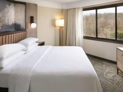 bedroom - hotel embassy suites tysons corner - vienna, virginia, united states of america