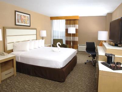 bedroom - hotel doubletree by hilton virginia beach - virginia beach, united states of america