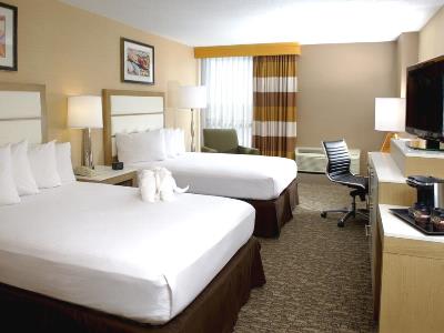 bedroom 2 - hotel doubletree by hilton virginia beach - virginia beach, united states of america