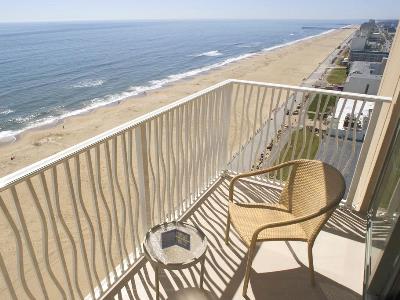 bedroom 4 - hotel hilton virginia beach oceanfront - virginia beach, united states of america