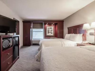 bedroom - hotel hampton inn and suites richmond rd - williamsburg, virginia, united states of america