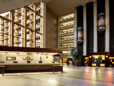 lobby - hotel hilton bellevue - bellevue, washington, united states of america