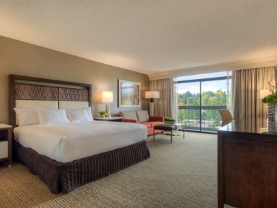 bedroom - hotel hilton bellevue - bellevue, washington, united states of america