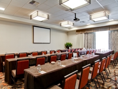 conference room - hotel homewood suites seattle-issaquah - issaquah, united states of america