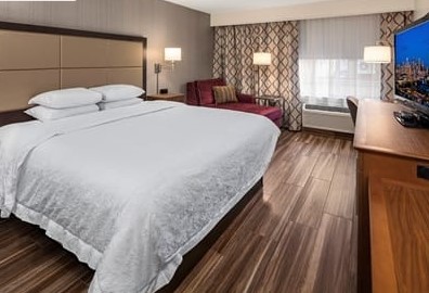 bedroom - hotel hampton inn seattle north lynnwood - lynnwood, united states of america