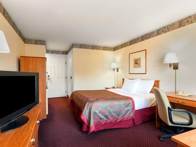 bedroom 2 - hotel ramada by wyndham seatac airport north - tukwila, united states of america
