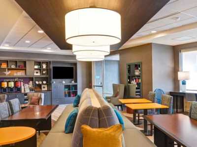 lobby 1 - hotel home2 suites by hilton green bay - green bay, united states of america
