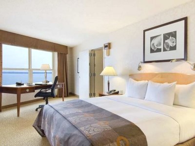 bedroom - hotel hilton madison monona terrace - madison, wisconsin, united states of america