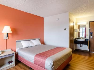 bedroom 2 - hotel baymont by wyndham gillette - gillette, united states of america