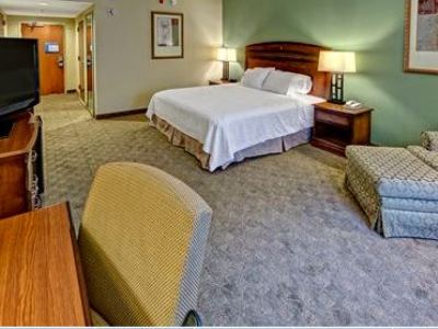 bedroom - hotel hampton inn and suites sapphire valley - cashiers, united states of america