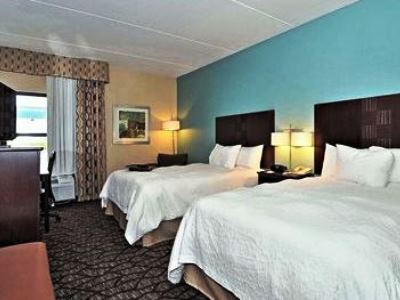 bedroom 4 - hotel hampton inn eden - eden, united states of america