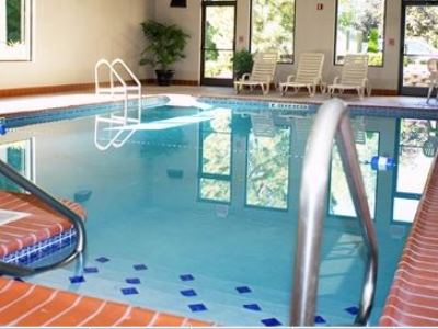indoor pool - hotel hampton inn ridgefield park - ridgefield park, united states of america