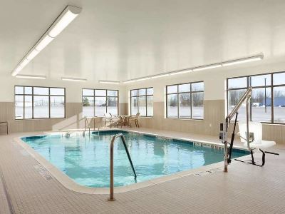 indoor pool - hotel homewood suites syracuse-carrier circle - east syracuse, united states of america