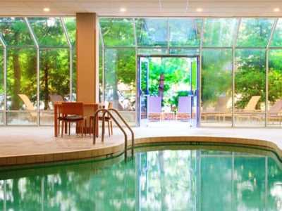 indoor pool - hotel embassy suites cincinnati ne blue ash - blue ash, united states of america