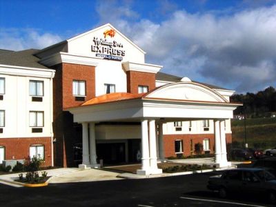 Holiday Inn Express And Suites Lancaster