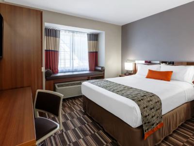 bedroom - hotel microtel inn sunbury/columbus i-71n - sunbury, united states of america